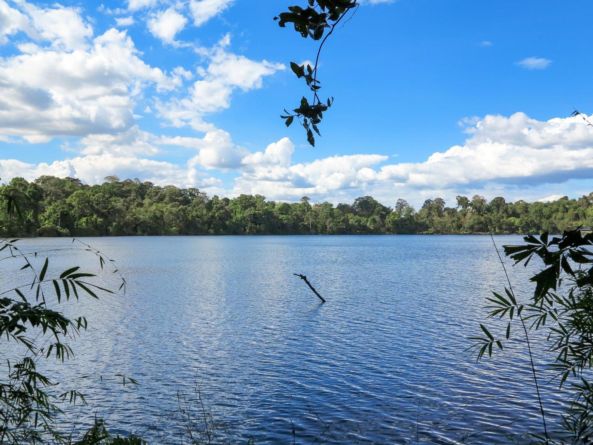 Ratanakiri Homestay & Jungle Trek Banlung Exterior photo