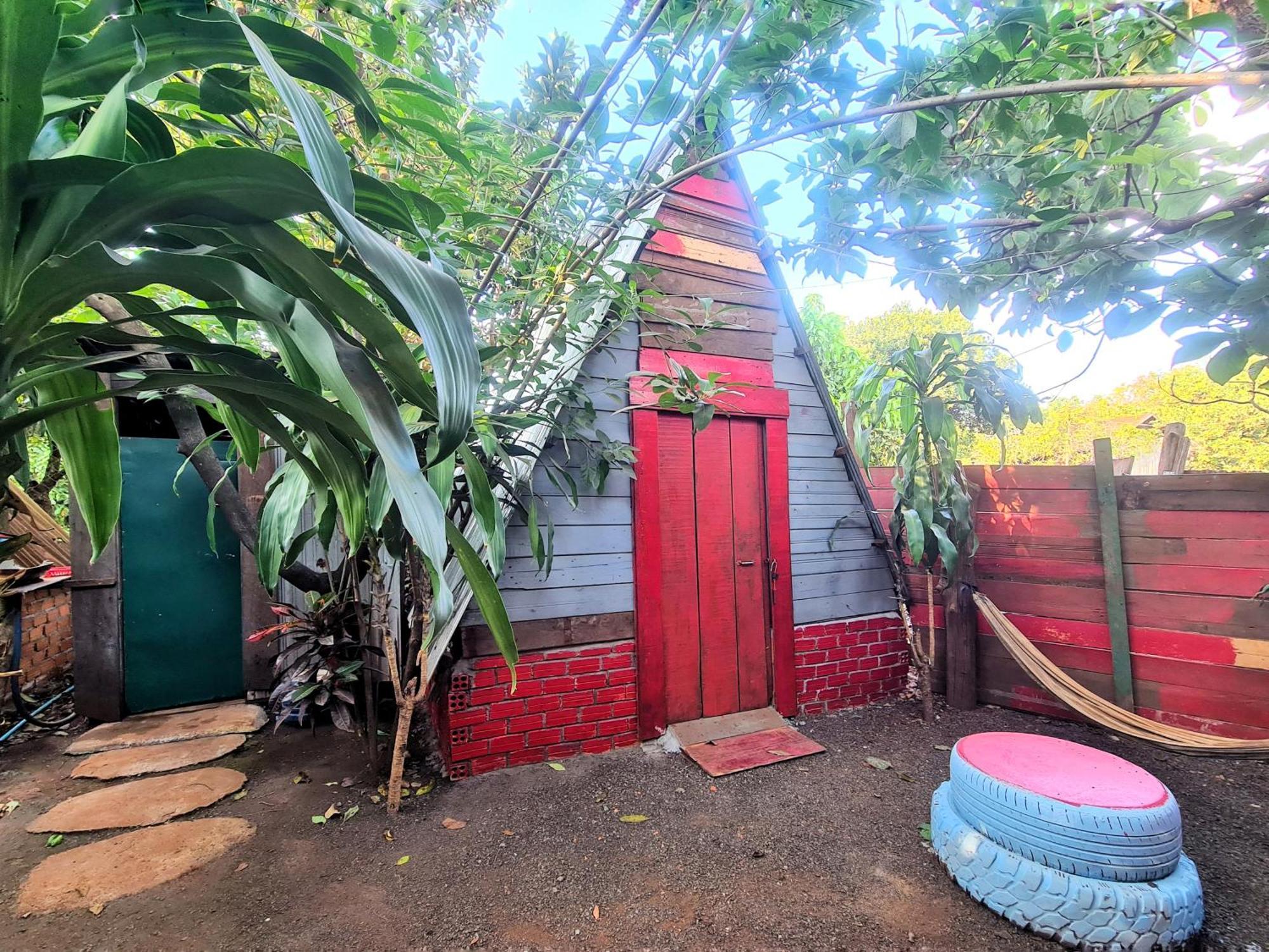 Ratanakiri Homestay & Jungle Trek Banlung Exterior photo
